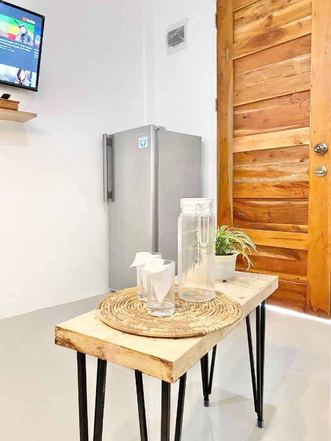 Best Studio Flat W/ Netflix Near Airport And Beach! Lapu-Lapu City Esterno foto